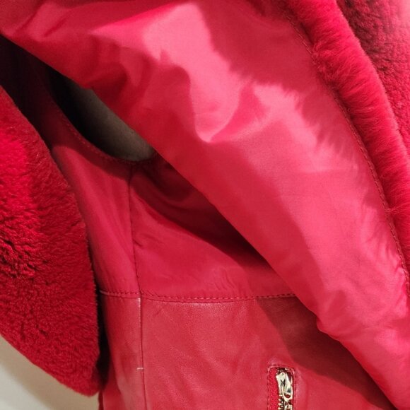 💥STUNNING!💥VTG 100% Lamb Leather, Genuine Fox & Rabbit Fur Cape Vest in Red - Picture 11 of 16